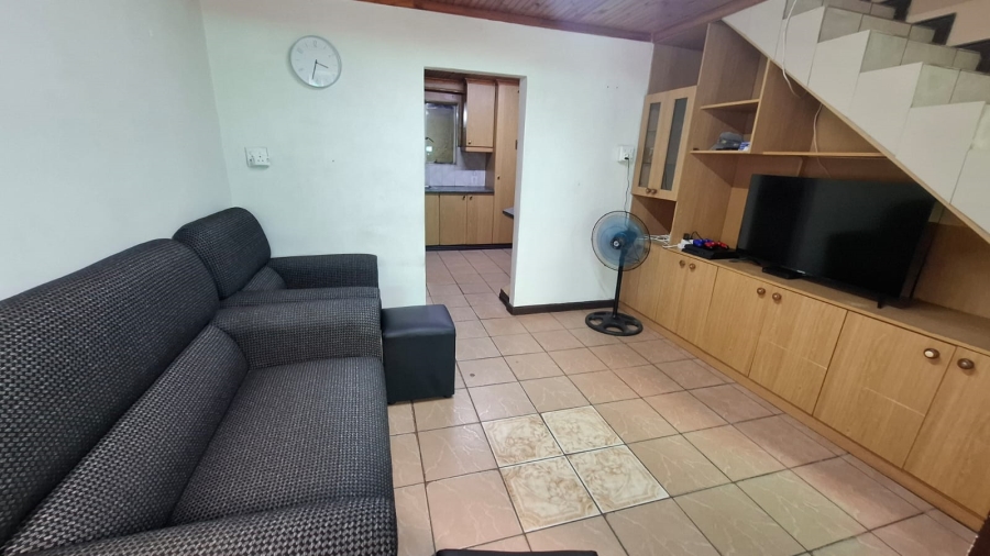 2 Bedroom Property for Sale in Woodlands Western Cape